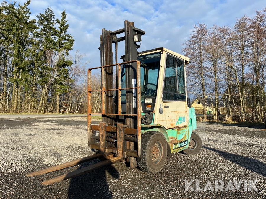Truck - Gas Mitsubishi FG 20T