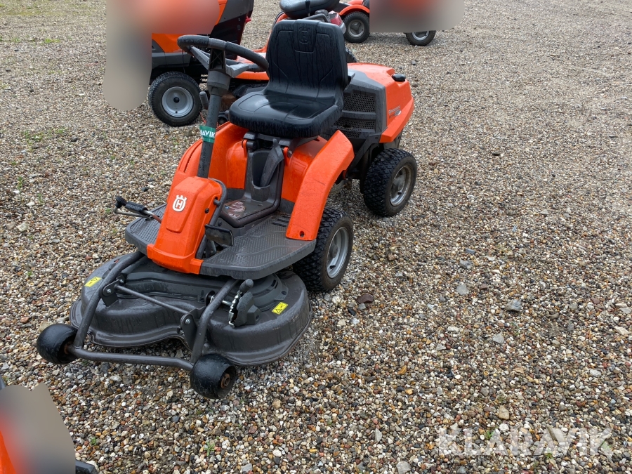 Græsslåmaskine / havetraktor Husqvarna R111B