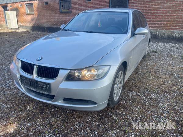 Personbil BMW 320i