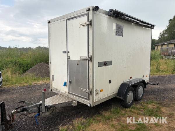 Trailer lukket RC 350