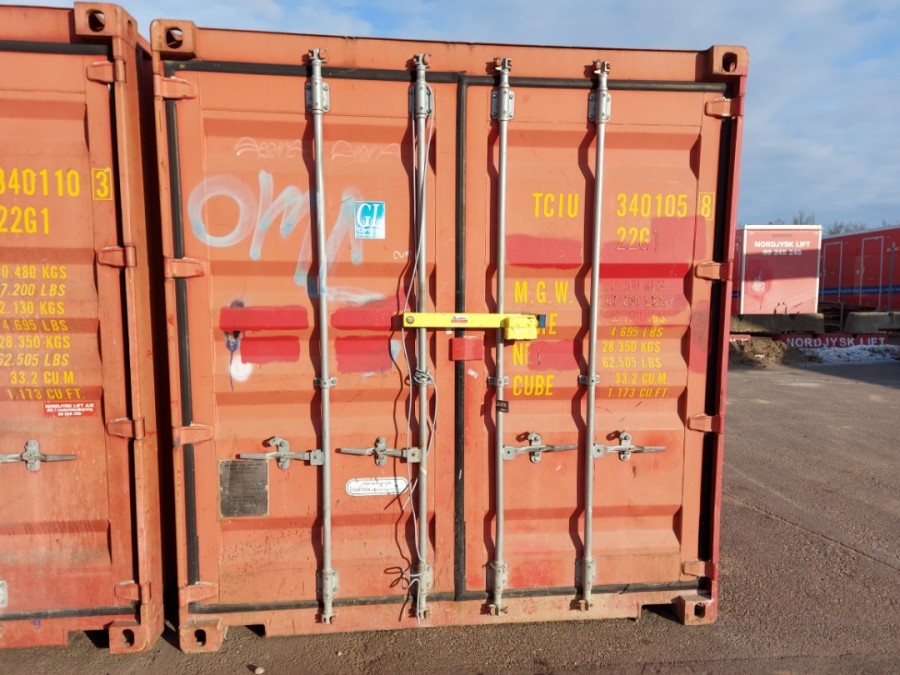 Container