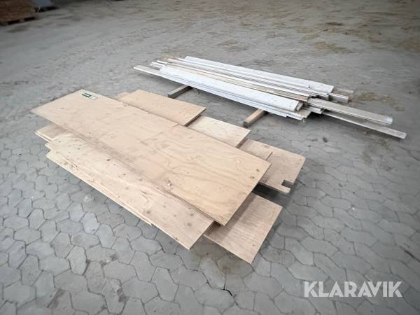 Spånplader og brædder