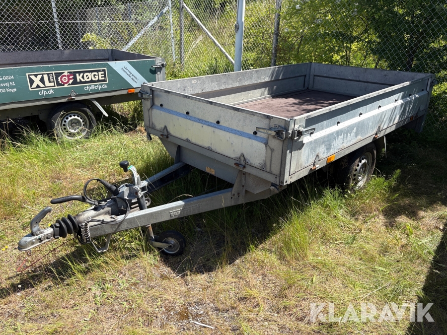 Trailer Variant B715P2