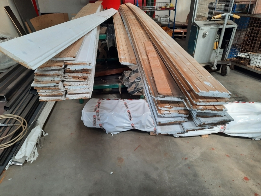 Hvide loftbrædder cm 17 m2