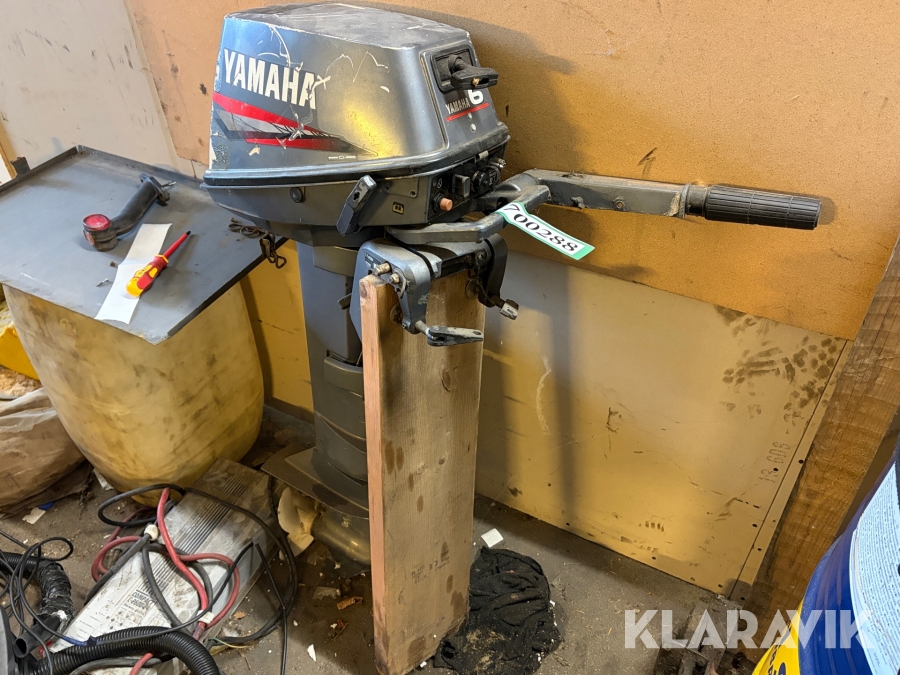 Påhængsmotor YAMAHA 6M8-85