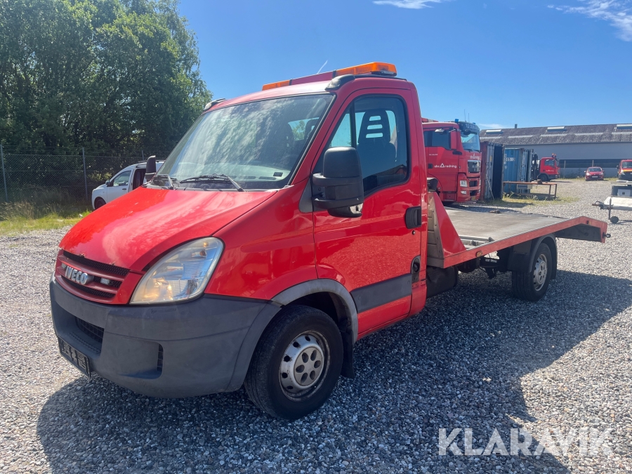Autotransporter Iveco 35s12 med el-spil