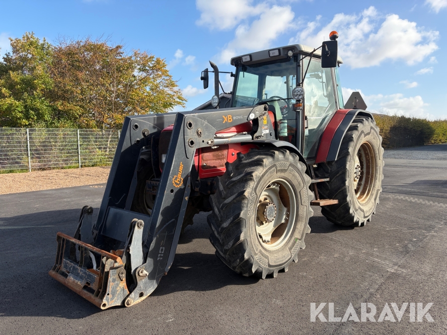 Traktor Massey Ferguson 4370 med frontlæsser