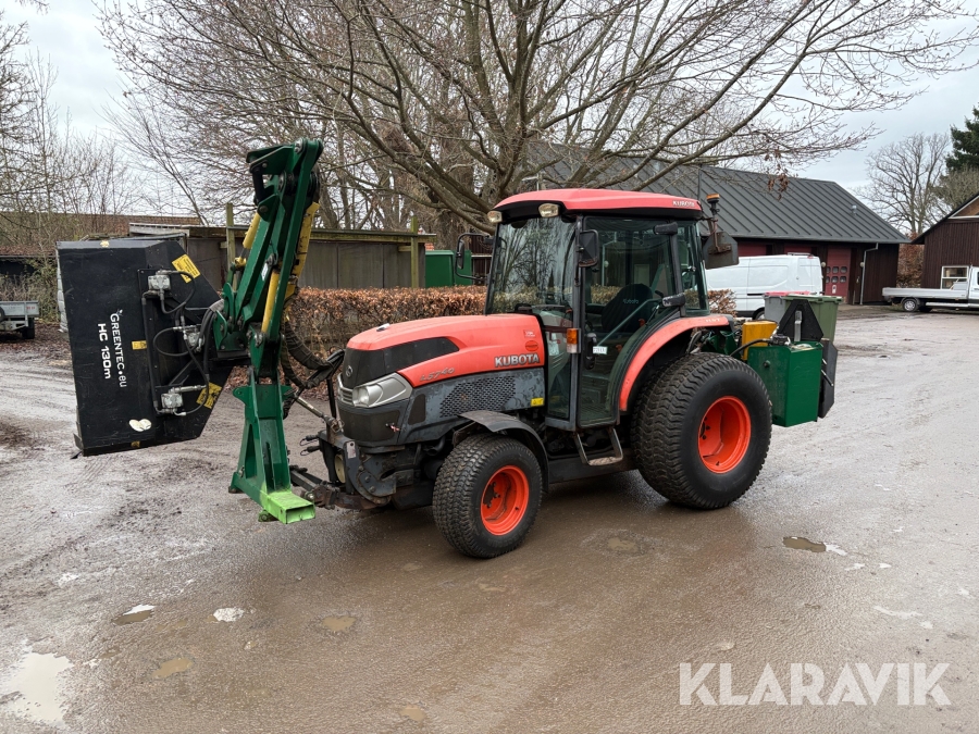 Traktor Kubota L5740 Med armklipper