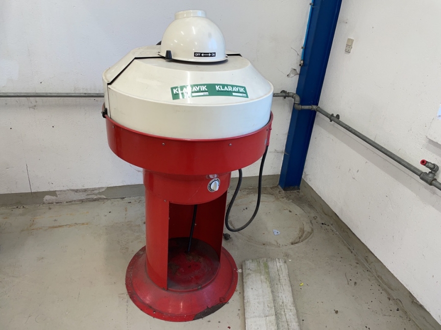 Rensekar med 220v pumpe