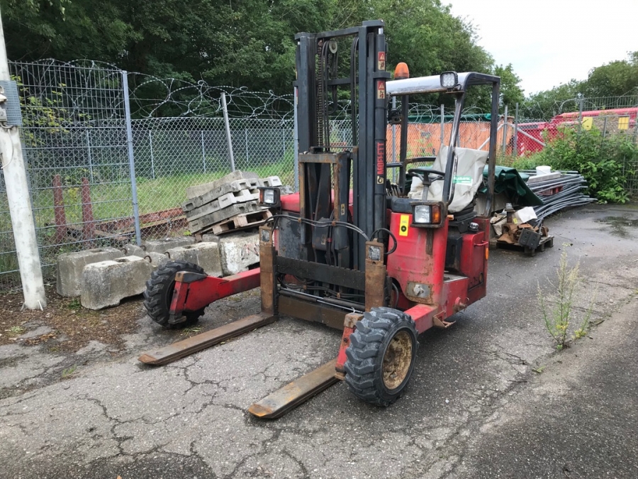 Moffett Type M2 25.3 medbringertruck