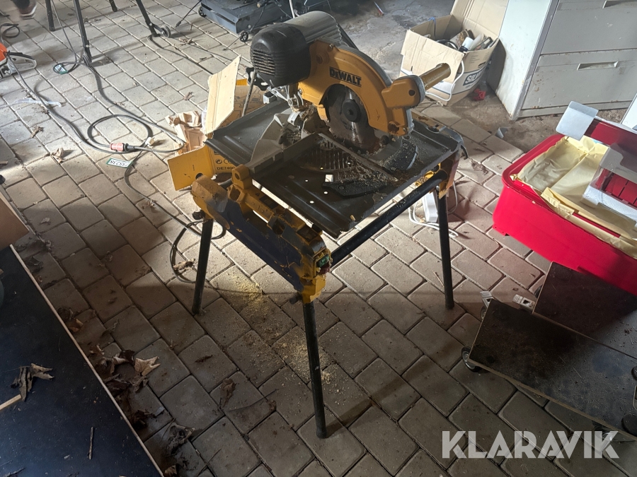 Vendesav DeWALT DW743