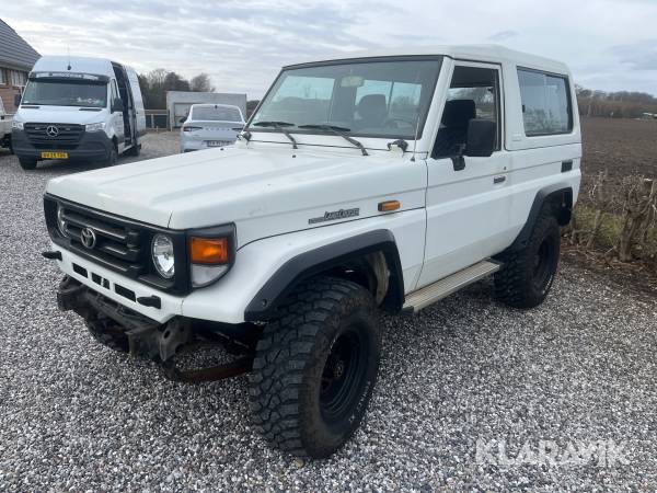 Ladbil Toyota Landcruiser HZJ73 4.2 1HZ