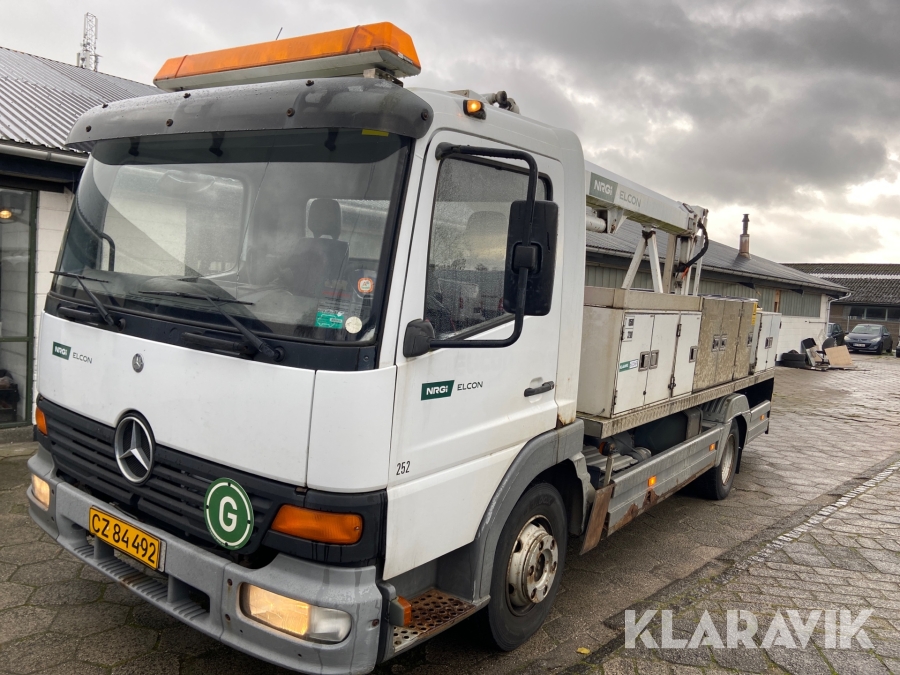Lastbil Mercedes-Benz