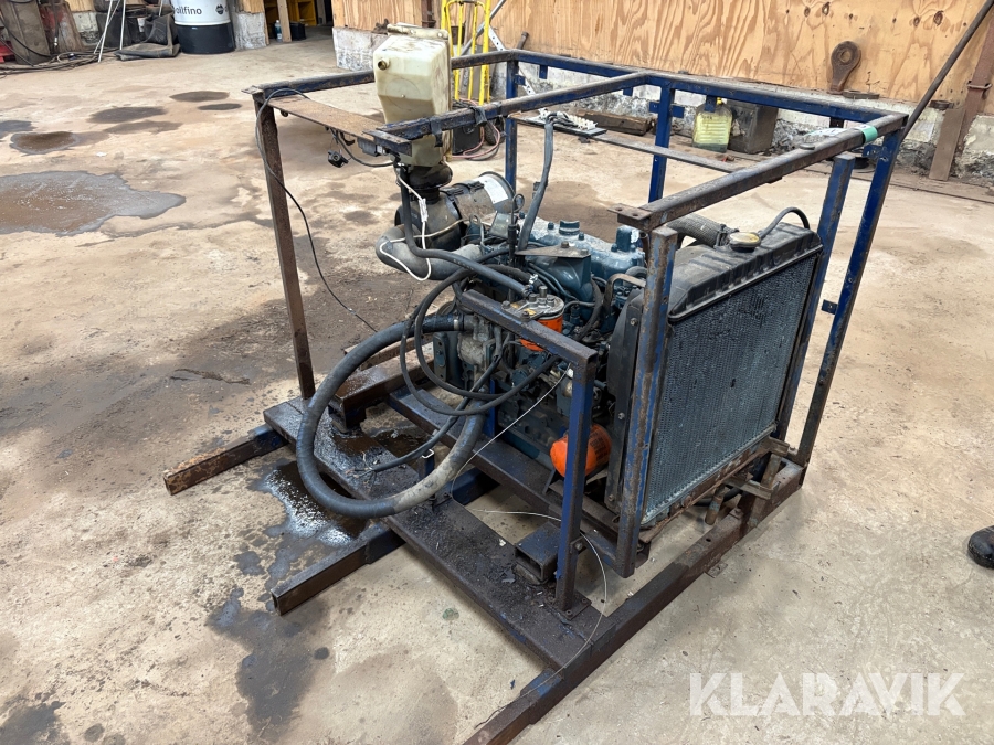 Motor Kubota V2203