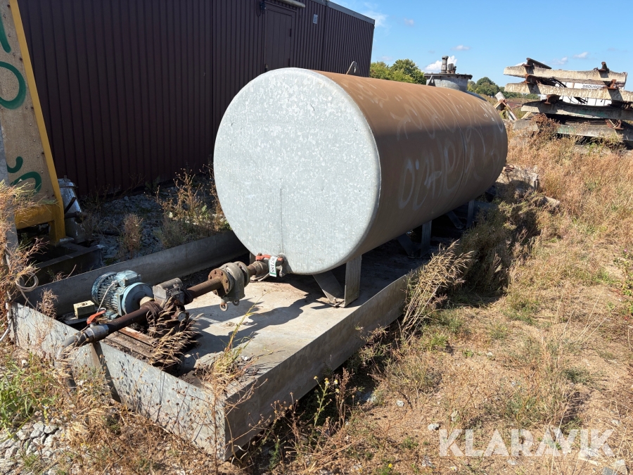 Galvaniseret Diesel tank med pumpe. Frans Schmidt