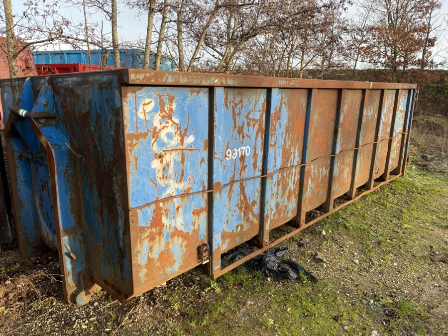 Container