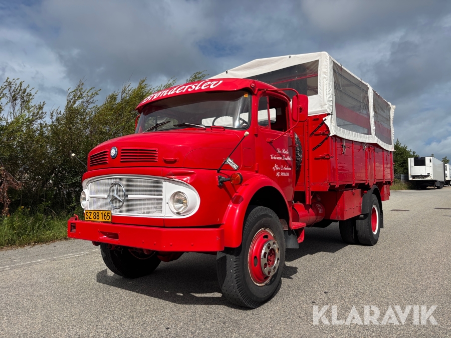 Veteranlastbil Mercedes-Benz 1413 Studentervogn