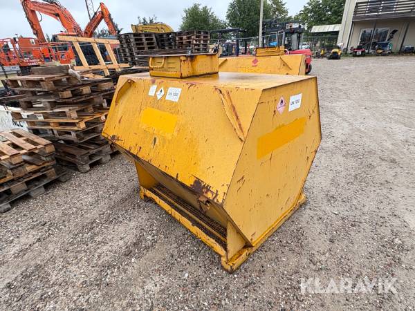Dieseltank med pumpe Färmartanken 1500 liters