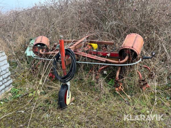 Høvender/ Rive JF CR 320