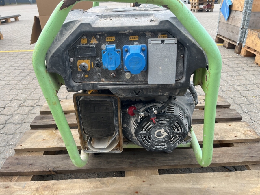 Generator