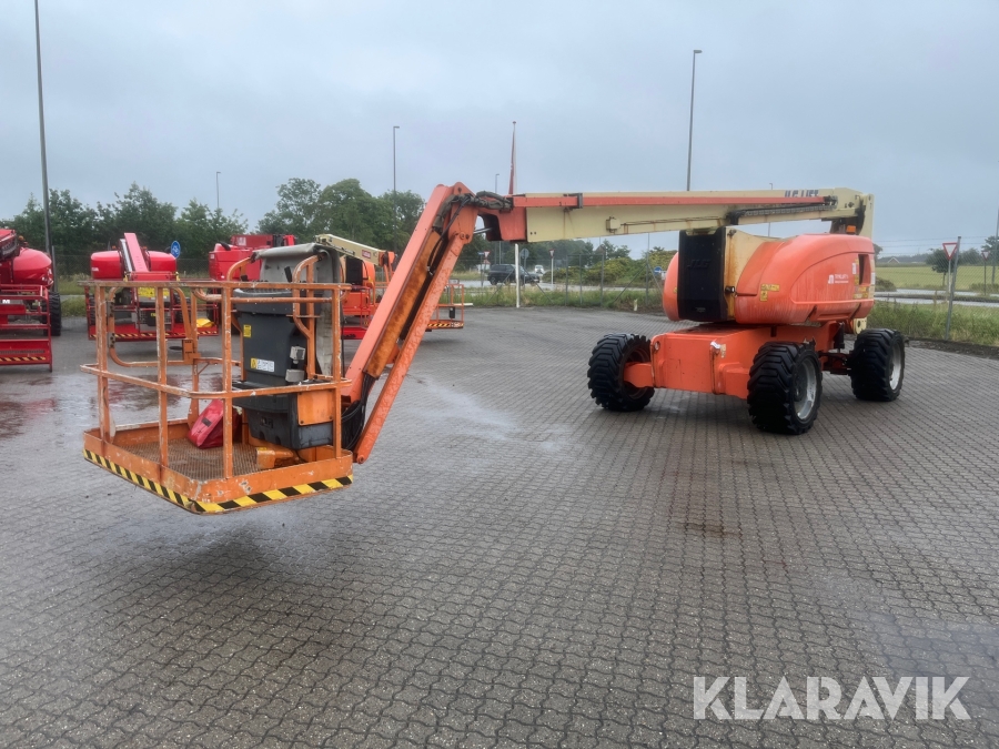Knækarmbomlift JLG 800AJ 26meter