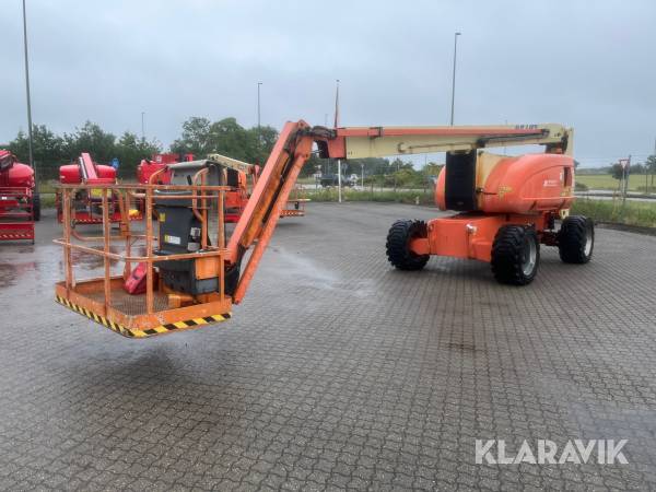 Knækarmbomlift JLG 800AJ 26meter