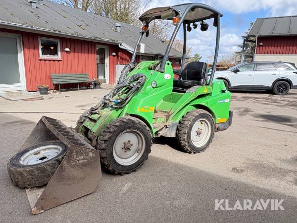 Minilæsser Avant M635E