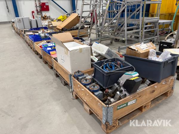 Stort lot med industri og el-komponenter - 20 paller