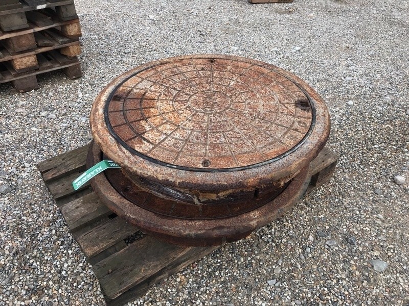 Brøndæksler 2 stk. 