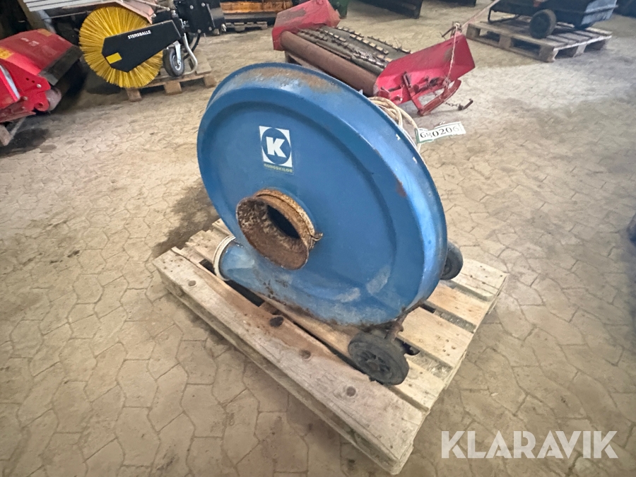 Kornblæser Kongskilde TRL 75