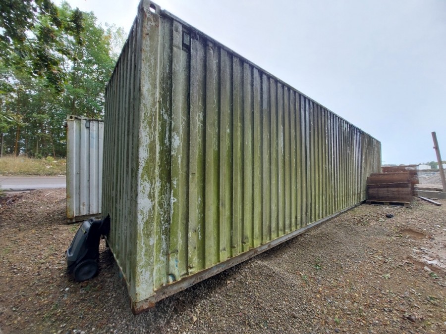 Container