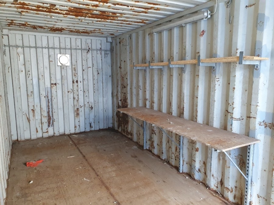 Container