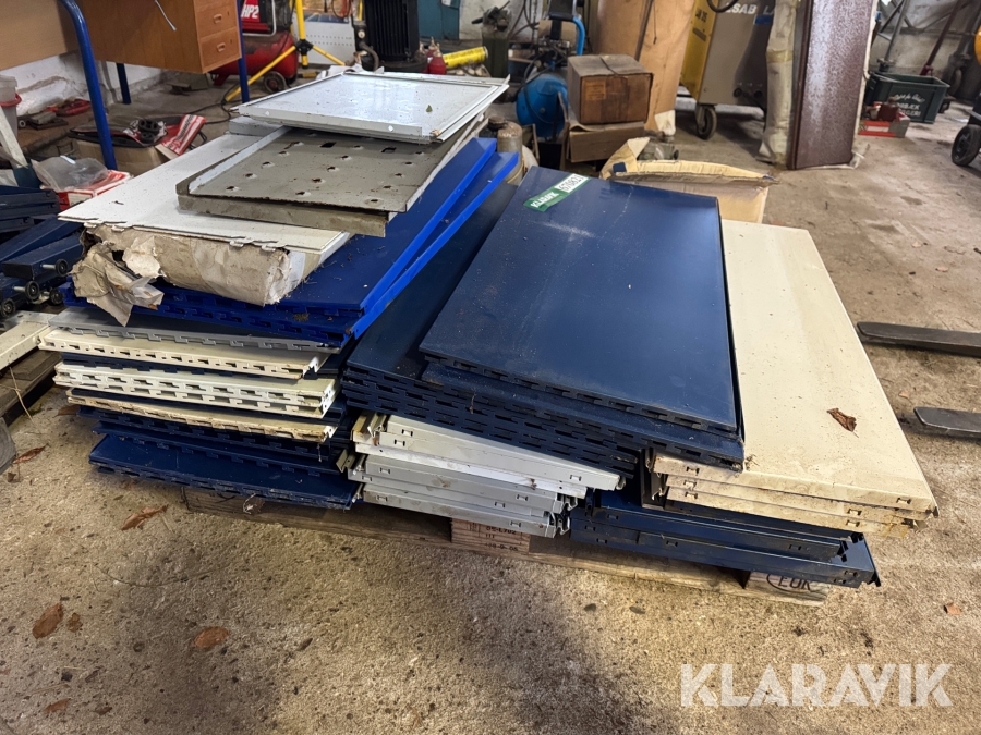 Pallereol med bagbeklædning