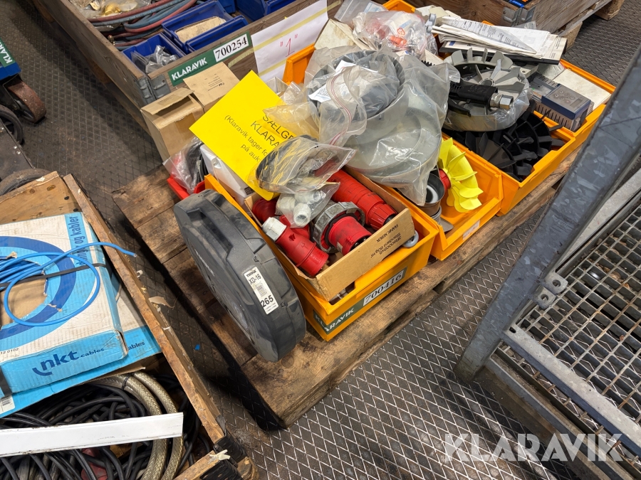 Blandet lot af div. El komponenter + snekæde