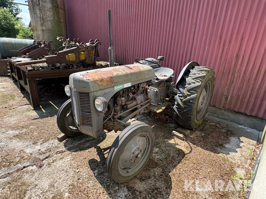 Veterantraktor Ferguson