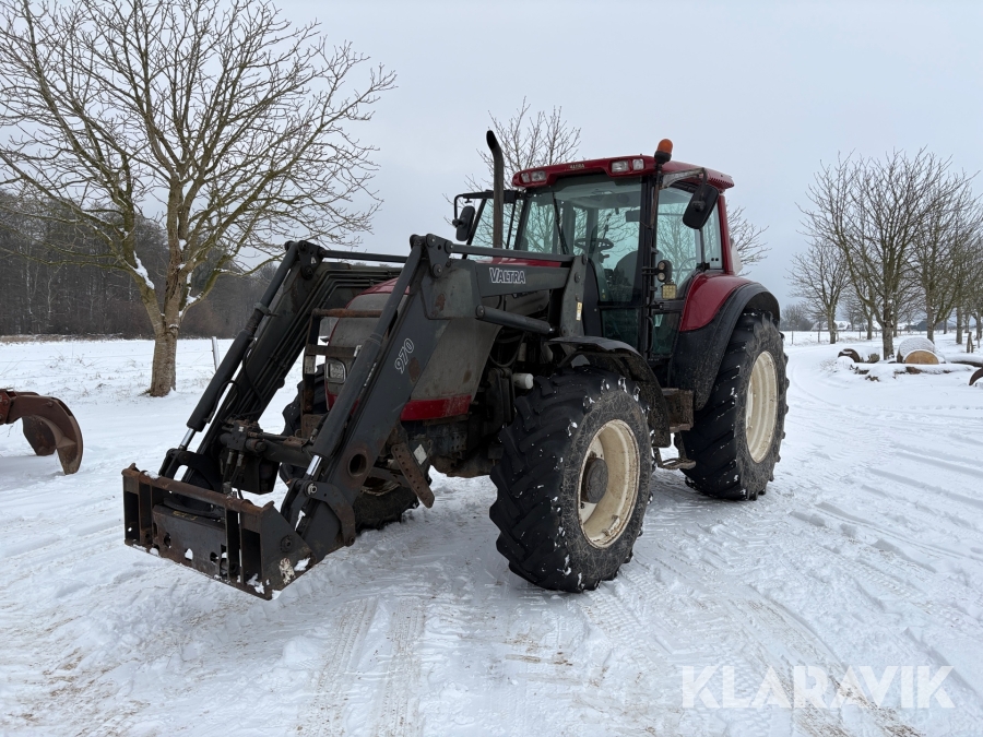 Traktor Valtra XM 150