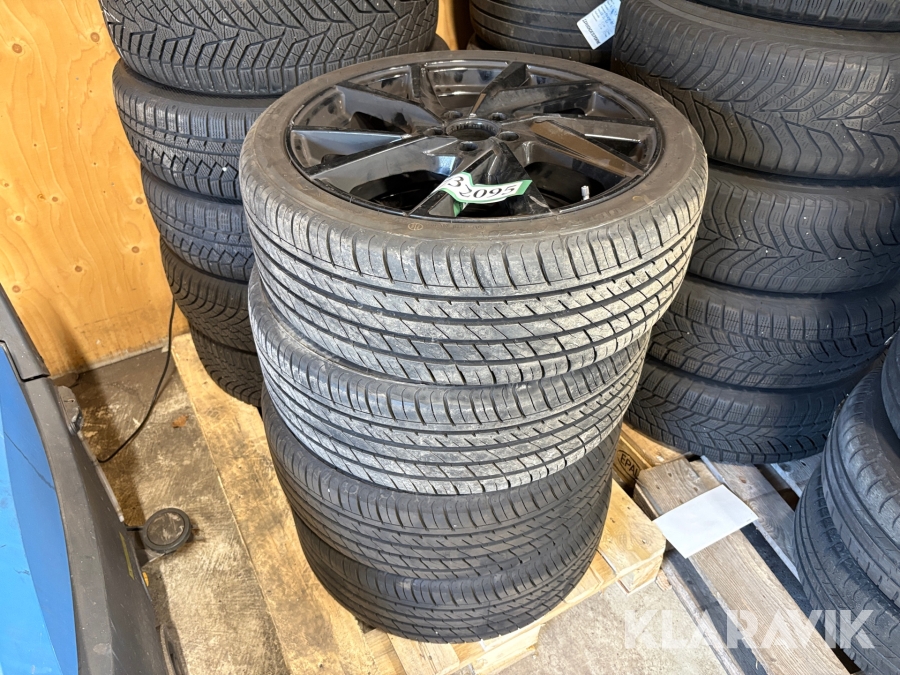 Dæk Arivo 225/40ZR19 - 4 styk