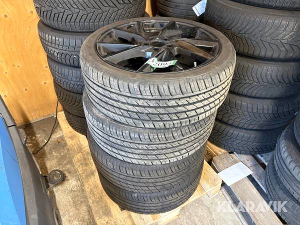 Dæk Arivo 225/40ZR19 - 4 styk