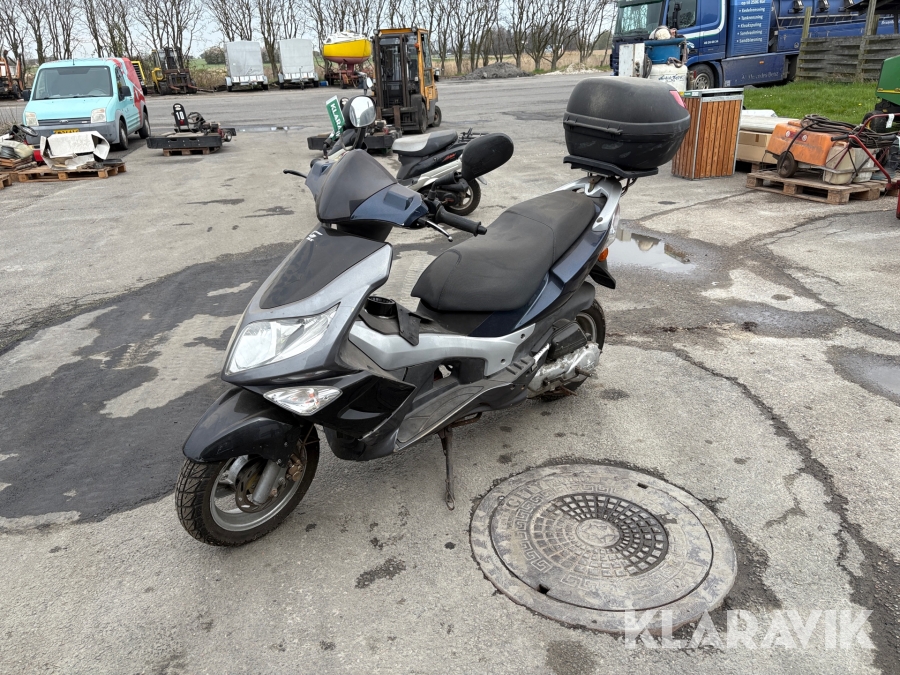 30 knallert Pgo G-Max