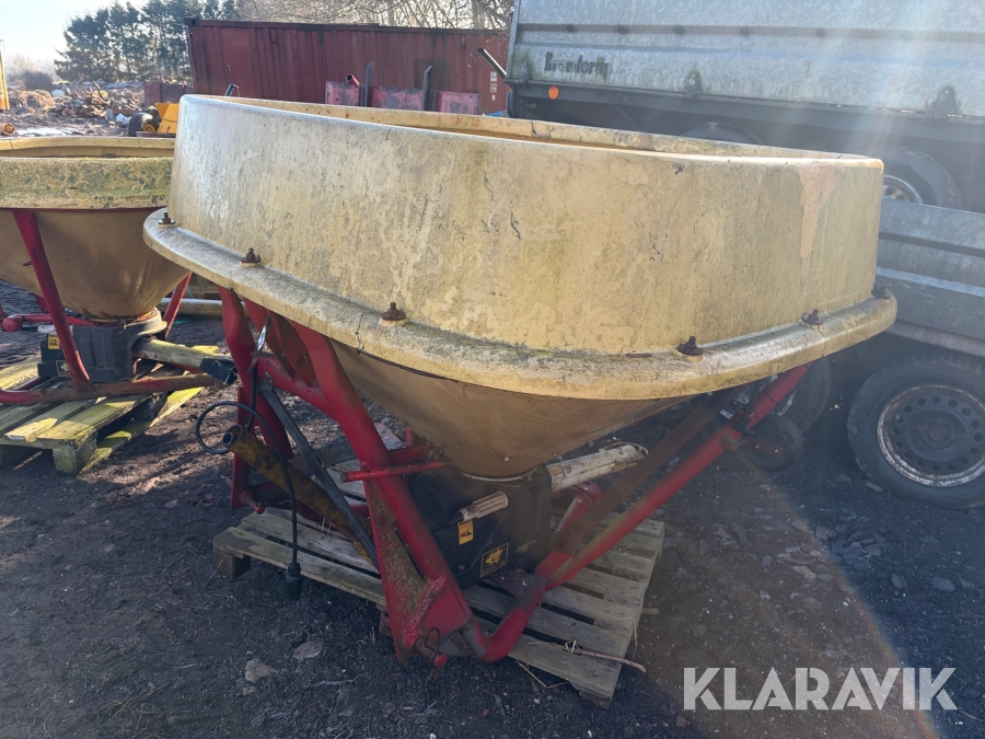 Saltspreder med PTO Vicon