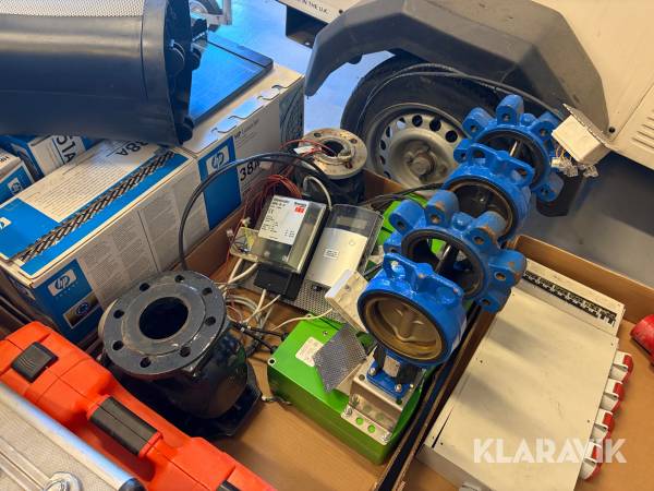 Lot butterflyventiler med Schischek InMax aktuatorer, Brunata målere og styringskomponenter