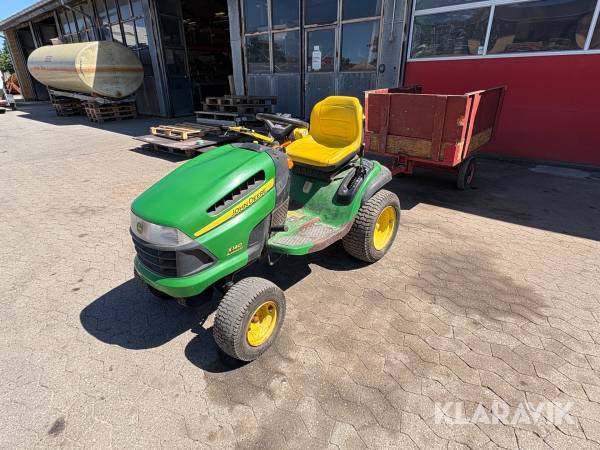 Havetraktor John Deere X140 med vogn
