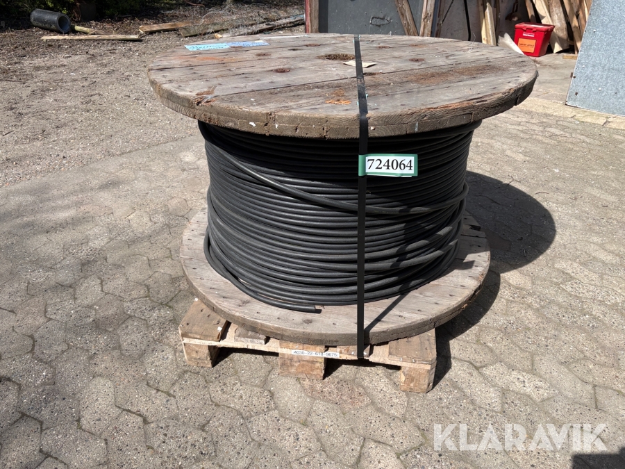 Kraftkabel på tromle Isola Breitenbach NSSG 750 Volt – 3 x 6 kvadratmillimeter VG95218