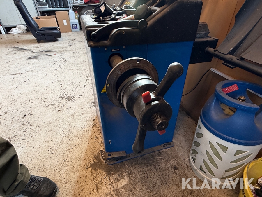 Dæk & afbalancerings maskiner Biltema