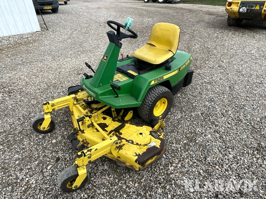 Græsslåmaskine John Deere F525