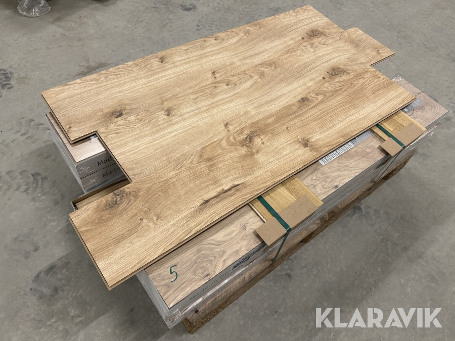 LVT Gulv Haro Oak Phoenix 21m2 med underlag