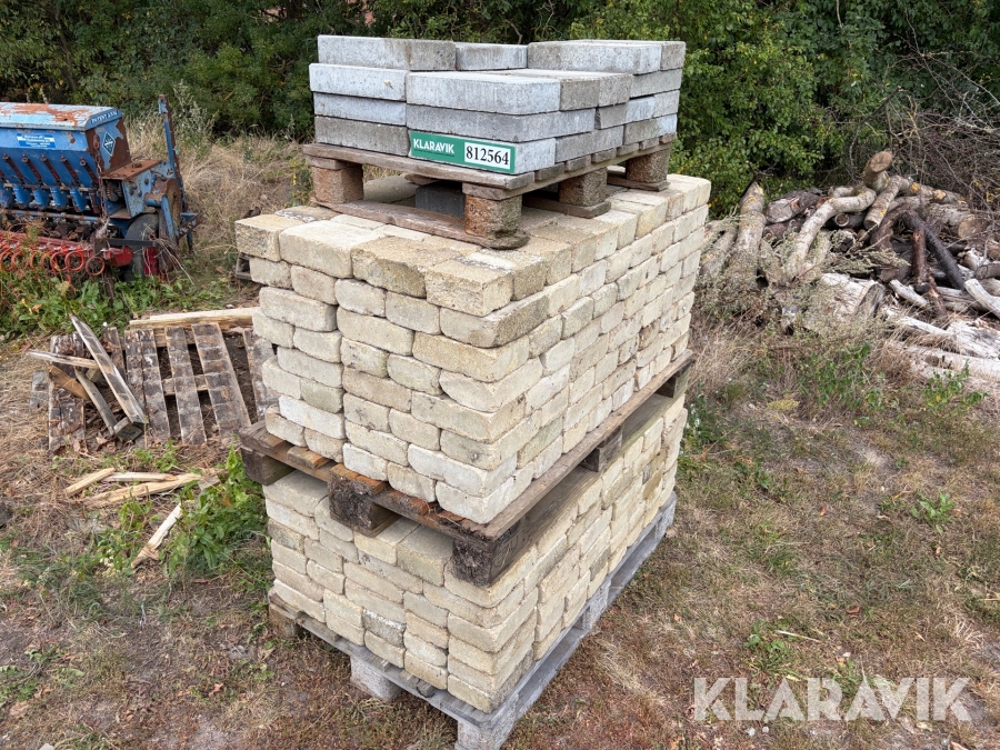 Assorterede Fliser - cirka 450 styk