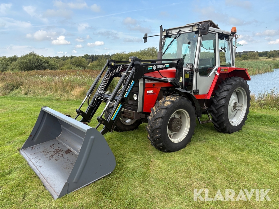 Traktor Massey Ferguson 690 med Trima frontlæsser og P. Lindberg frontskovl
