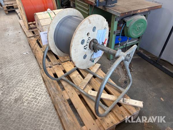 Fiberkabel HF FibreCore A2 G657A1 med stativ