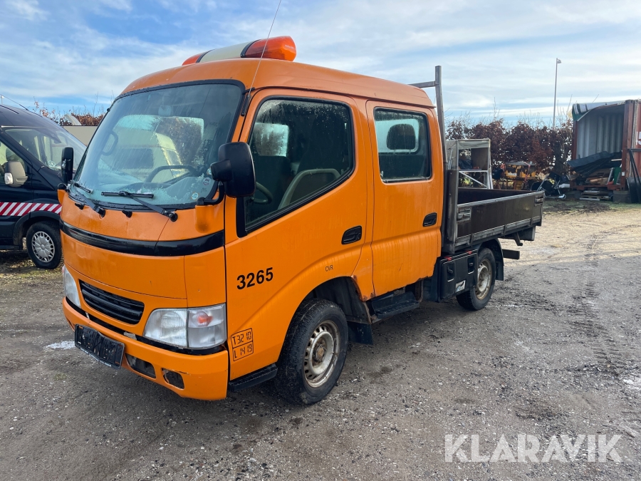 Mandskabsvogn Toyota Dyna 100